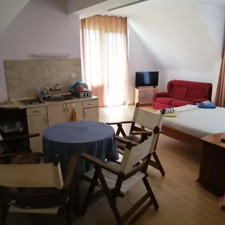 Zora - Sarafovo Maison d'hôtes