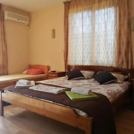 Guest house 