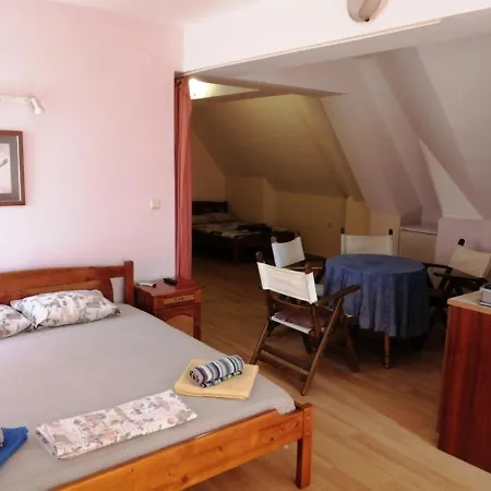 Guest house 
