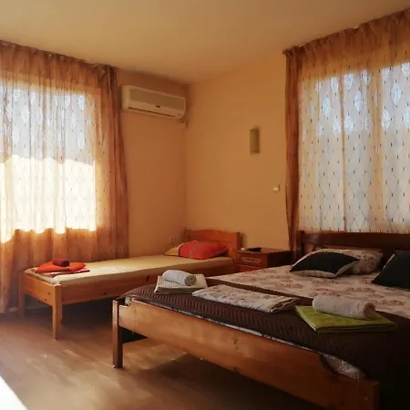 Guest house 