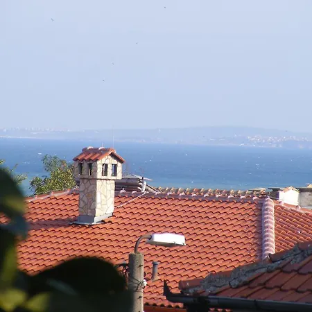 Zora - Sarafovo Maison d'hôtes 2*